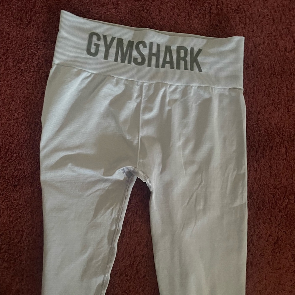 Gymshark leggings - Picture 2 of 3